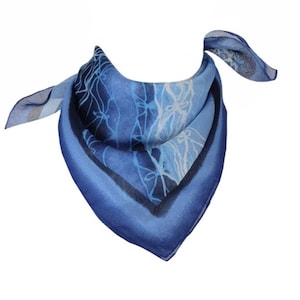 Vintage 80s Blue Psychedelic Abstract Patterned Sheer Chiffon Square Bandana Neck Tie Scarf