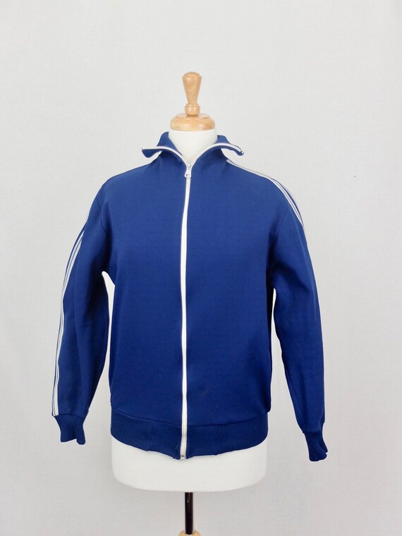 athletic zip up