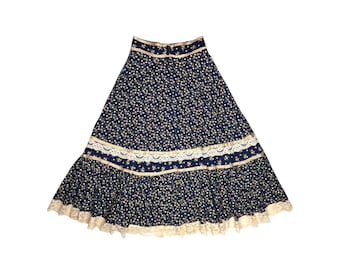 Vintage 70s Gunne Sax Bohemian Hippie Prairie Navy Blue Floral Ruffled Cotton Midi Full Peasant Skirt with Lace Trim | Size XXS-XS