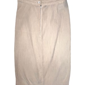 Vintage 2000s COMME des GARÇONS Silk Beige High Waisted Crinkle Pleated Knee Length Midi Skirt | Size M