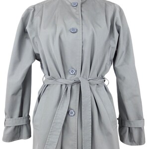 Vintage 70s Mod Hippie Utility Streetwear Basic Solid Grey Mockneck Button Down Long Trench Coat with Waist Tie | Women’s Size S-M
