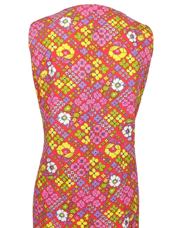 Vintage 60s Psychedelic Mod Bright Pink & Red Flo… - image 8