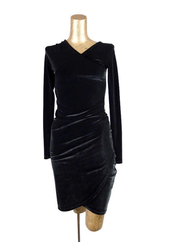 Vintage 1980's Black Velvet Long Sleeve V-Neck Bod