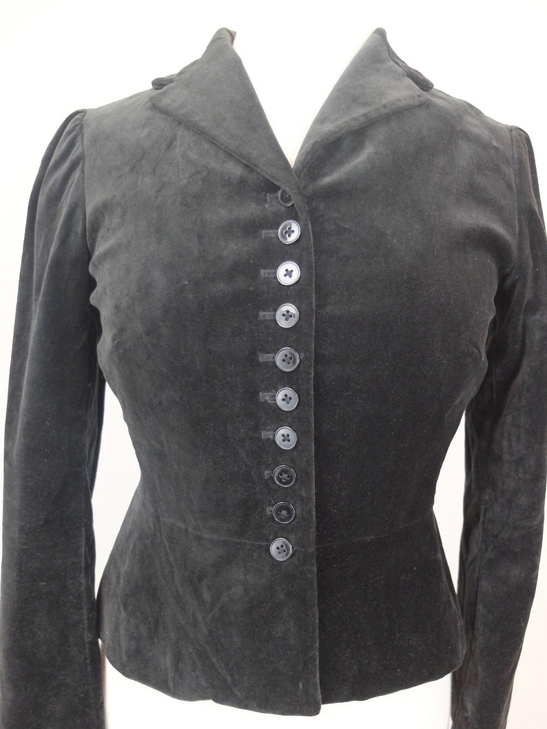 Vintage 1990/'s Women/'s Gap Victorian Avant Garde Style Button Up Black Velvet Blazer