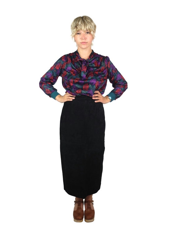 Vintage 70s Abstract Long Sleeve Silky Pussy Bow B