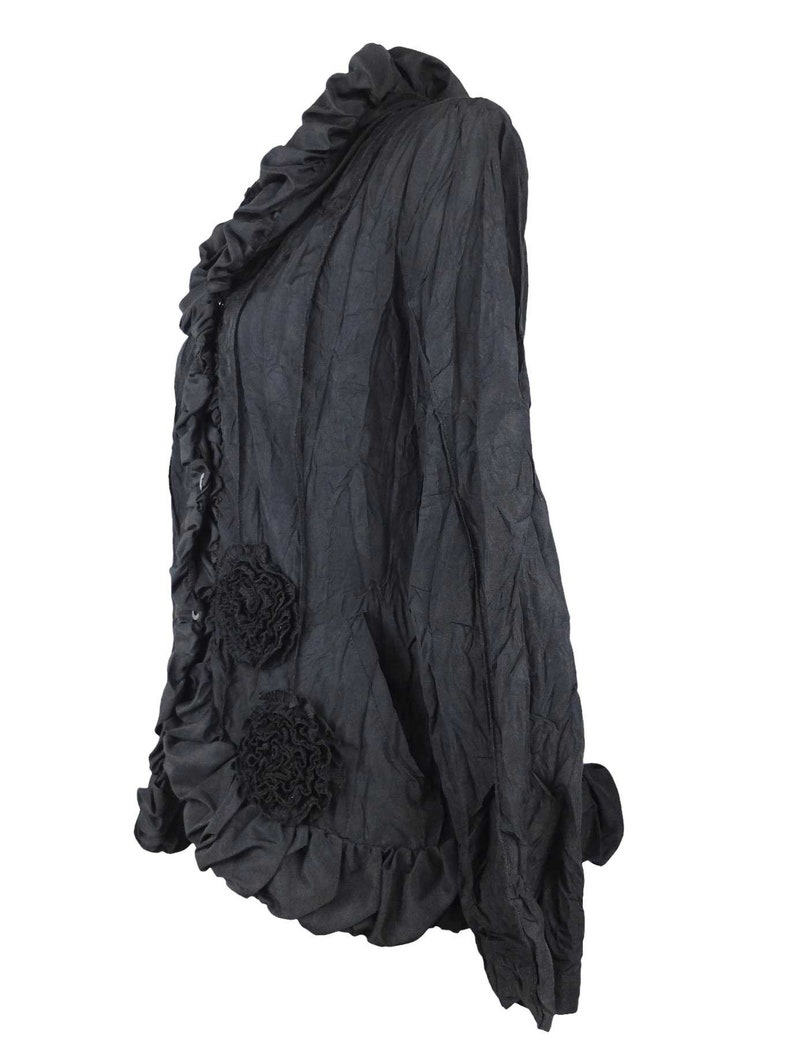 Vintage 2000s Y2K Soft Grunge Goth Black Ruffled Collared Long Sleeve Button Down Blouse with Floral Detail | Size L
