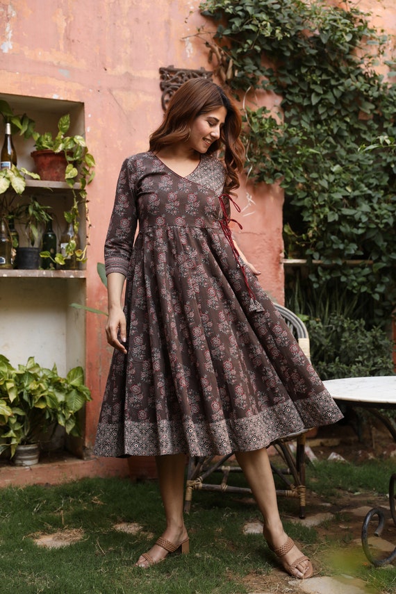 white christmas dresses Maroon Floral Printed Cotton Anarkali (LW-9225-Red) main image 0