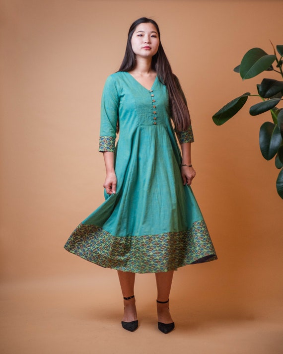 in loom green dress Green Shimmer Knit Cammie Maxi Dress