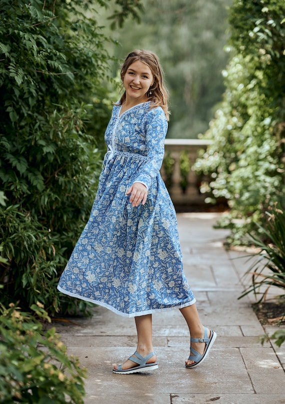 knee length dresses for ladies Ulrika Midi Dress main image 1
