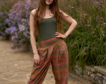 Onam-Trousers/Pants,Side Pockets,Straight Line,Meditation,Lounge Wear,Relaxed Fit,Pure Cotton,Yellow,Green,Ethical Fashion,Bohemian,Floral