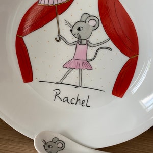 Une souris au cirque sur une assiette en porcelaine, funambule équilibriste cadeau naissance pour un bébé, anniversaire Petite fille zdjęcie 7