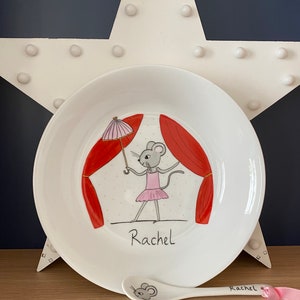 Une souris au cirque sur une assiette en porcelaine, funambule équilibriste cadeau naissance pour un bébé, anniversaire Petite fille zdjęcie 10