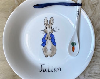 Plate and tableware in porcelain for children, drawing of Peter Rabbit, Pierre rabbit, with first name, after Beatrix Potter, birth gift