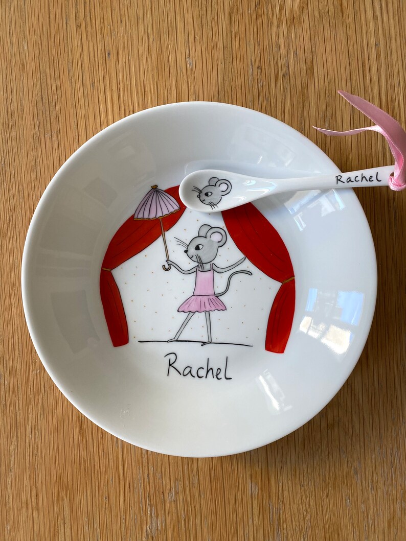 Une souris au cirque sur une assiette en porcelaine, funambule équilibriste cadeau naissance pour un bébé, anniversaire Petite fille zdjęcie 4