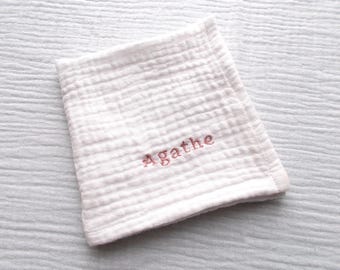 Personalized cotton muslin handkerchief, Embroidered handkerchief, Name and initials, Monogram gift, Gauze handkerchief, Oeko-Tex