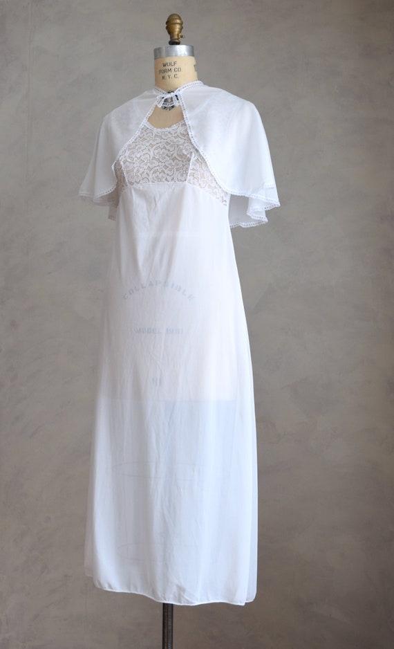 vintage white lacy peignoir set | white nightgown… - image 9