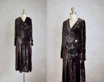 vintage 1930s crushed velvet dress | 20s 30s long sleeve evening dress | chocolate brown velvet gown | velvet flapper dress