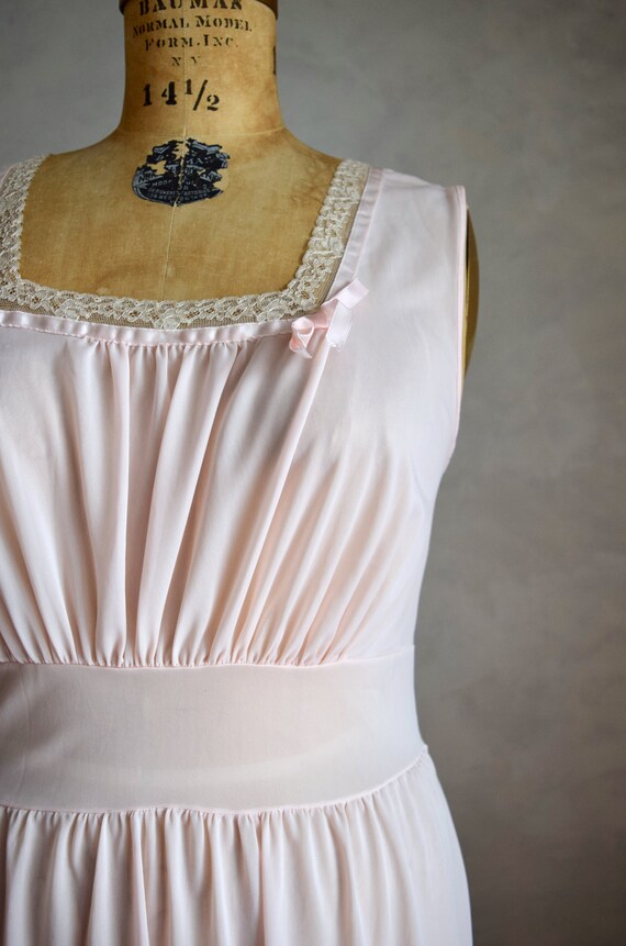 vintage 1950s pink nightgown | lace and nylon bab… - image 3