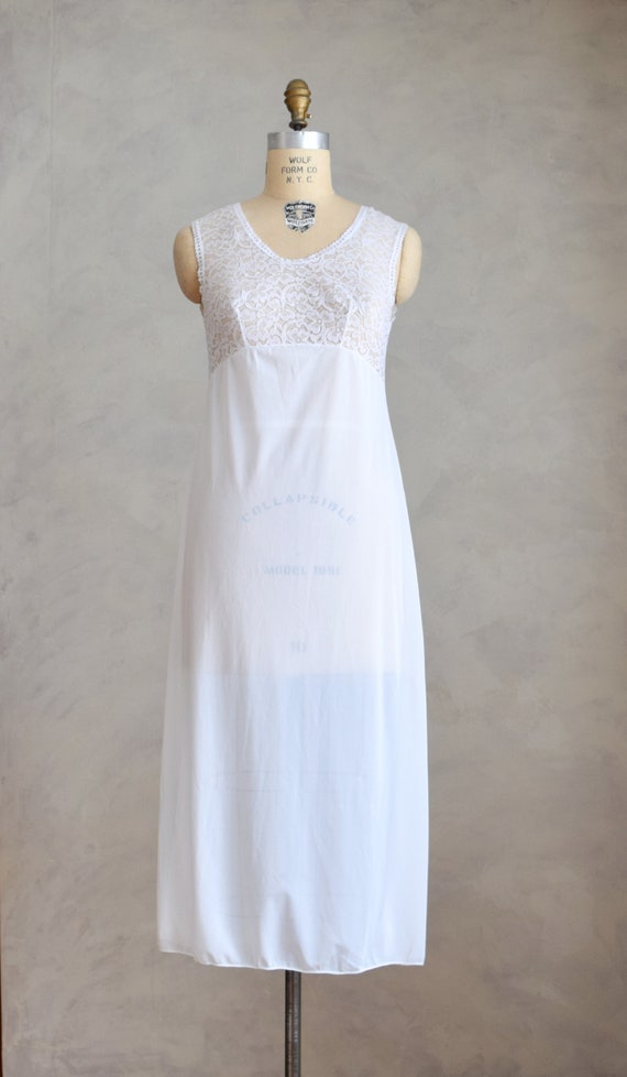 vintage white lacy peignoir set | white nightgown… - image 4