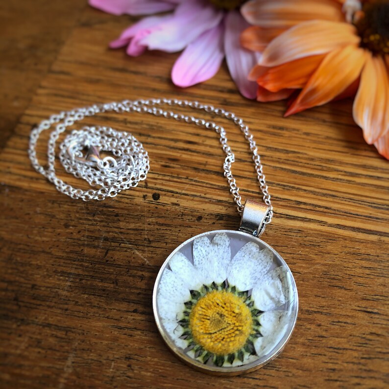 Daisy Pendants