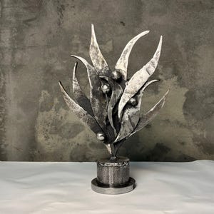 Abstract Metal Fish Sculpture – Forged Modern Art