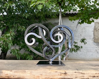 Abstract Metal Heart Sculpture – Contemporary Handmade Home Decor