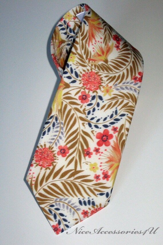 coral print tie