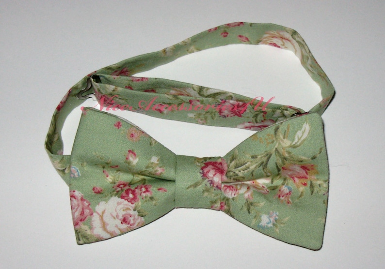 Sage Green Men's Floral Bow Tie. Green and Pink Wedding Etsy