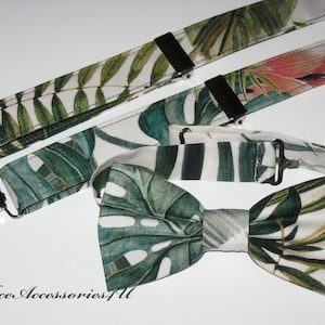 Palm leaf green suspenders and bow tie for men & kids. Beach wedding outfit. Men's and boy's matching bowties and braces with tropical print
