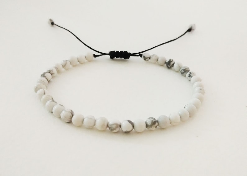 Howlite bracelet 4 mm bead bracelet Stone bracelet Unisex bracelet Adjustable bracelet