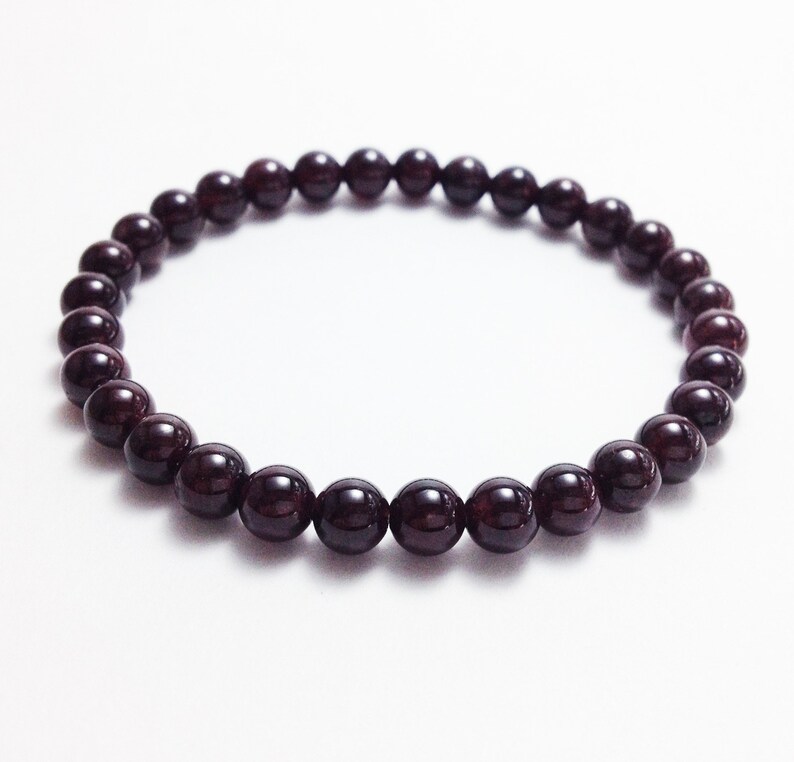 Garnet bracelet 6 mm Garnet bead Round bead bracelet Woman bracelet Simple bracelet