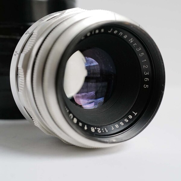 Carl Zeiss 80mm f2.8 Jena Tessar T M42 Lens