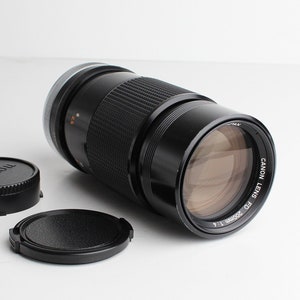 Canon FD 200mm f4 Lens for Canon SLR FD Mount Cameras with built-in lens hood