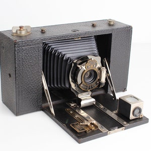 Antique KODAK No. 3 Folding BROWNIE Camera Model D - Excellent Condition - Shutter Works!