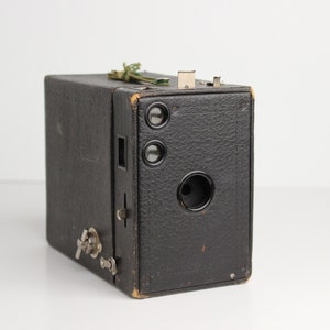 Vintage Kodak Brownie Camera No. 2 A Model C Made in USA 1930s  - Props or Display