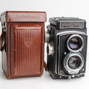 Rollei ROLLEICORD IV TLR Film Camera with 75mm f/3.5 Xenar Lens with Case - Works