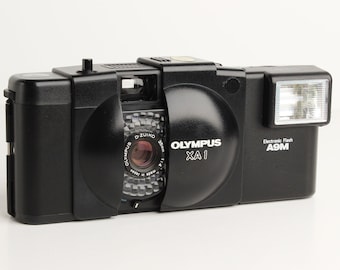 OLYMPUS XA1 XA 1 Point-and-Shoot Film Camera with 35mm f/4 Lens and A9M Flash - Works! Excellent Condition!
