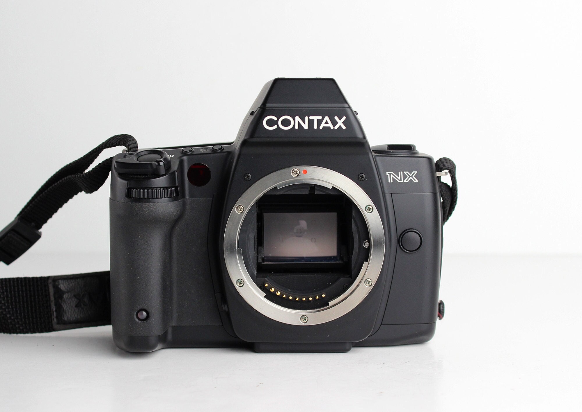 CONTAX NX 35mm SLR Film Camera Black Body - Etsy CONTAX NX 35mm SLR Film Camera Black Body - Etsy