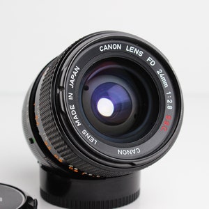 CANON FD 24mm f/2.8 S.S.C. Lens Excellent Condition Caps and Case Included Wide Angle Canon Lens image 5