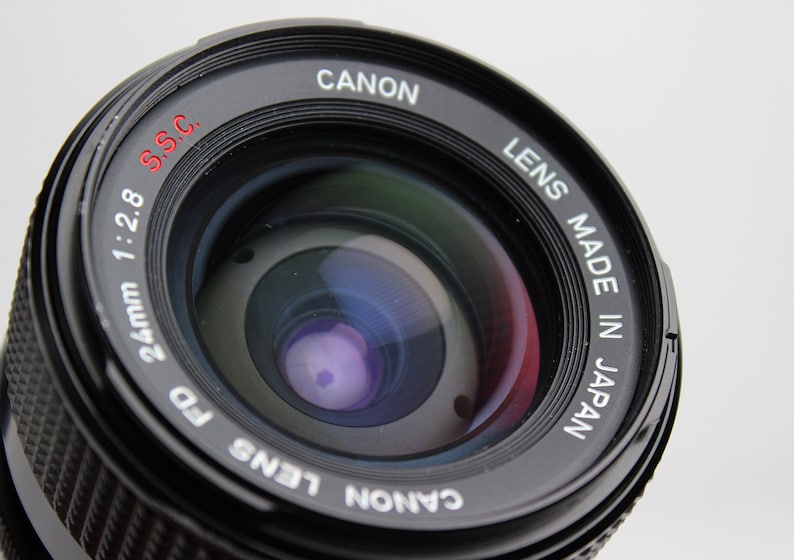 CANON FD 24mm f/2.8 S.S.C. Lens Excellent Condition Caps and Case Included Wide Angle Canon Lens image 3