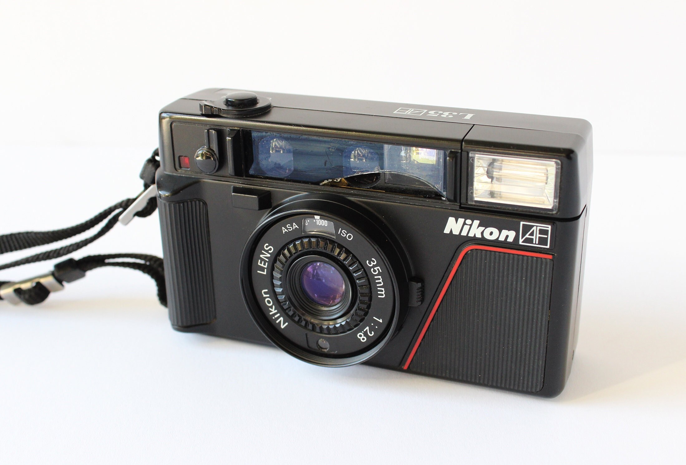 NIKON L35 AF 35mm F/2.8 Point and Shoot Film Camera ISO 1000 - Etsy