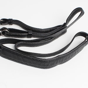 LEICA Leather Carrying Camera Strap with Sliding Pad - Black - Great Condition