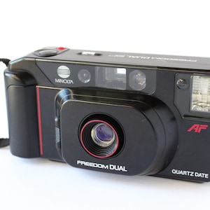 MINOLTA Freedom DUAL AF Point and Shoot  35mm Film Camera - non working flash - otherwise works