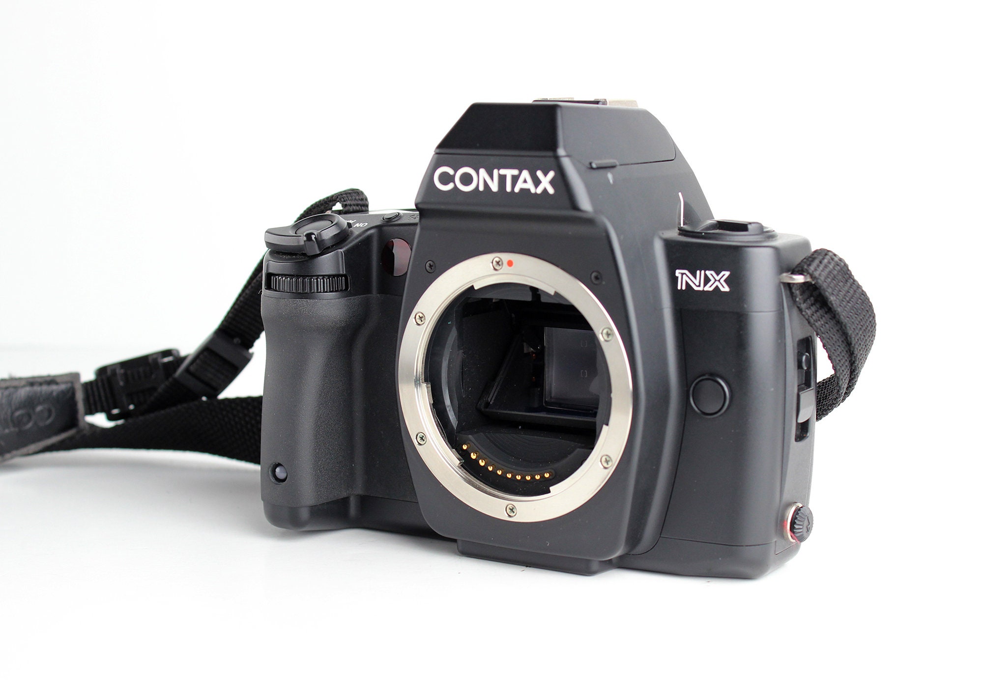 CONTAX NX 35mm SLR Film Camera Black Body - Etsy CONTAX NX 35mm SLR Film Camera Black Body - Etsy