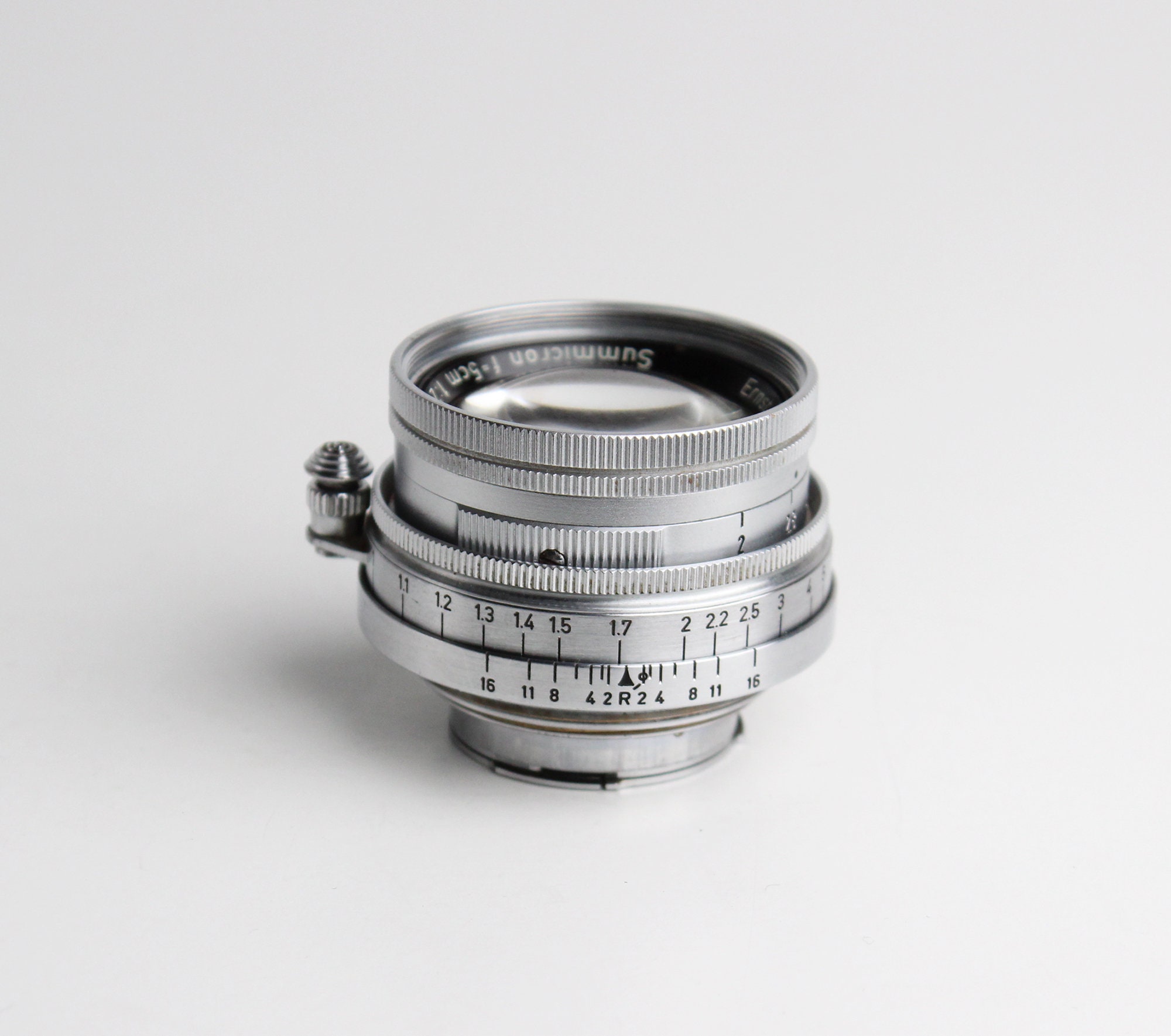 LEITZ LEICA SUMMICRON 50mm F/2 Collapsible M39 Screw Mount LEITZ LEICA SUMMICRON 50mm F/2 Collapsible M39 Screw Mount
