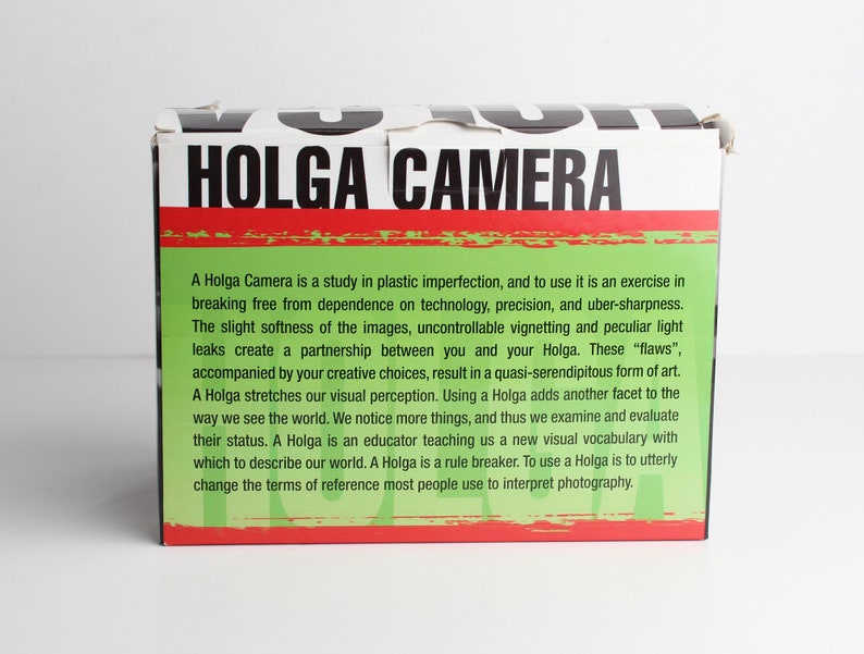 HOLGA 120 N Camera with Hotshoe 120 Film Medium Format Camera Mint in the Box image 4