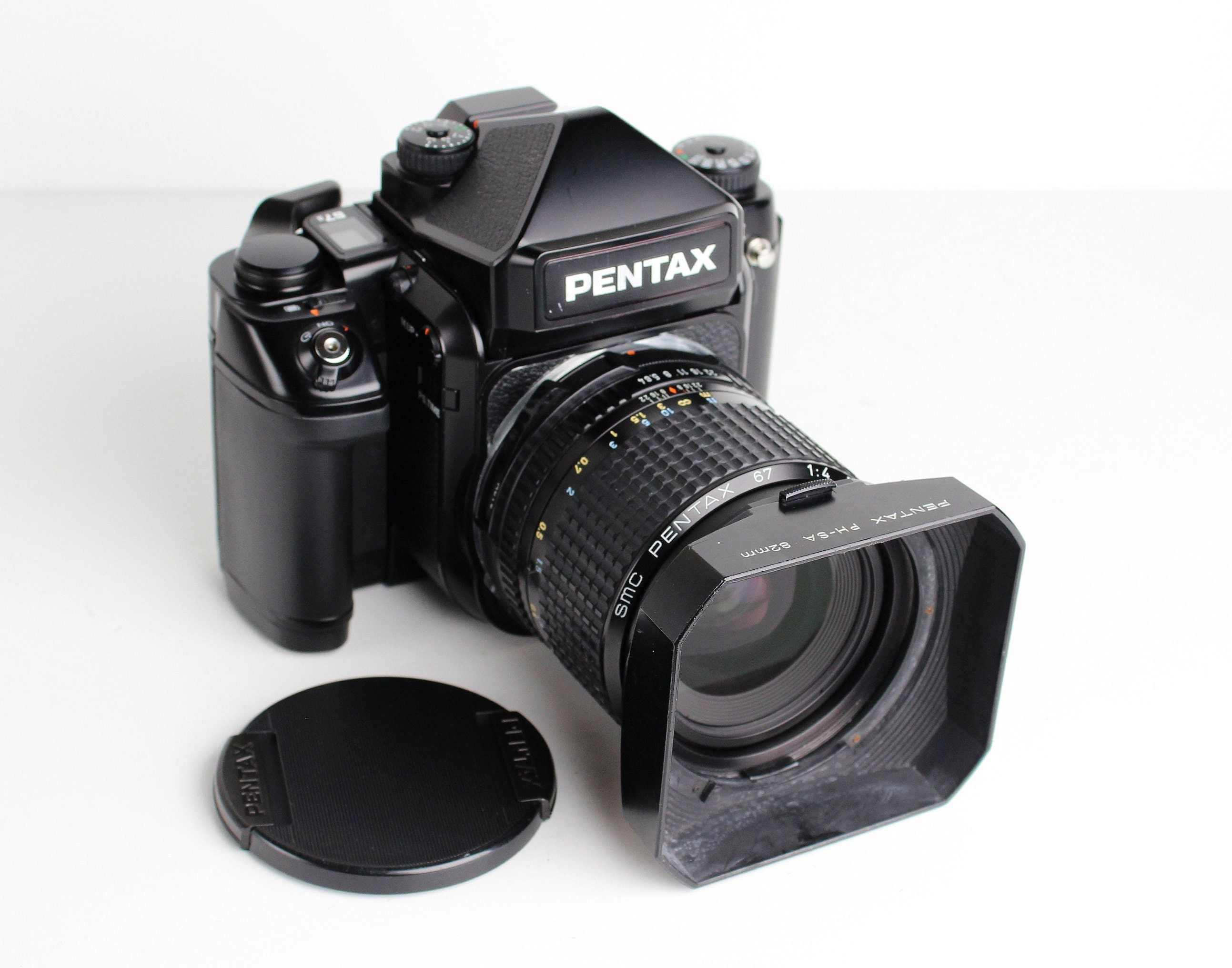 PENTAX 67II Medium Format Film Camera With AE SMC Pentax 67 PENTAX 67II Medium Format Film Camera With AE SMC Pentax 67