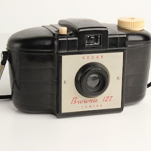 Vintage Kodak Brownie 44A 127 Film Camera ***FREE P&P*** 