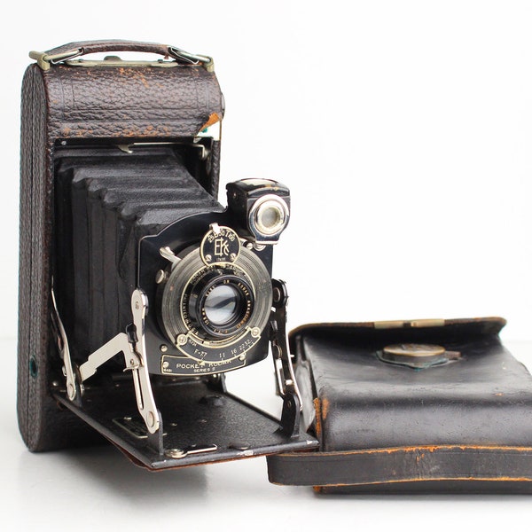 No. 1 Pocket KODAK Series II Camera - Uses 120 Type Film - Leather Case Included