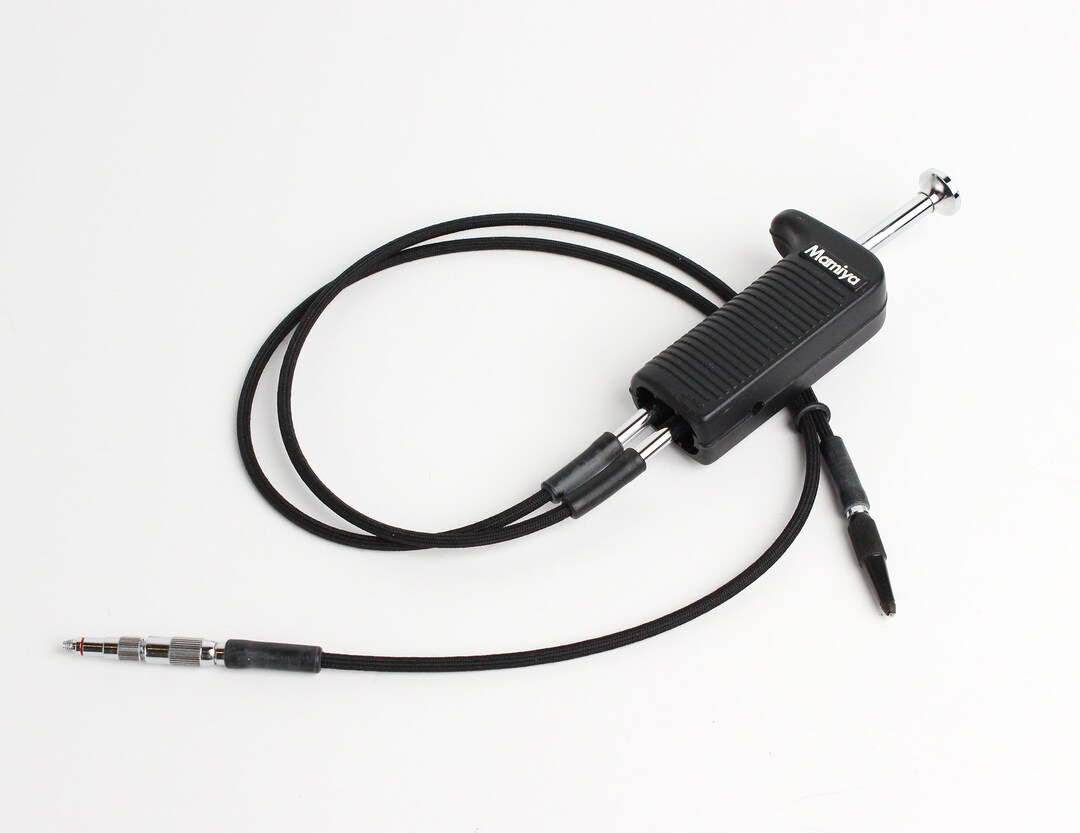 70cm Mechanical Shutter Release Cable For Mamiya 7, RB67, RZ67 & 6x7 Cameras